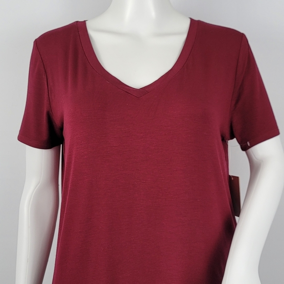 Marlow V-Neck T-Shirt top - Picture 3 of 13